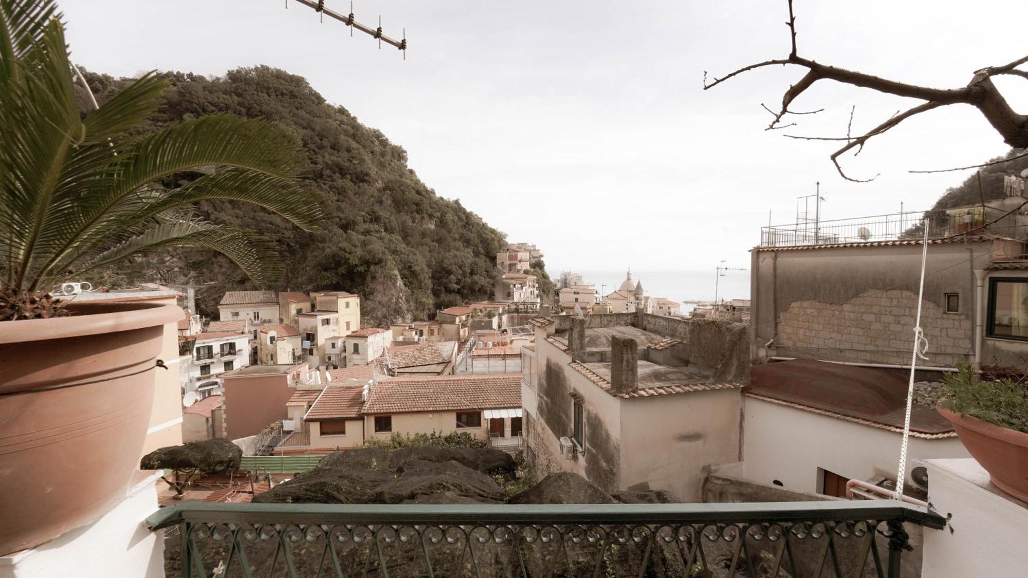 Apartamento Casa Nel Borgo Dei Gatti Cetara Exterior foto